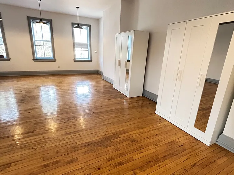 3700 Penn Ave #2 — Photo 4