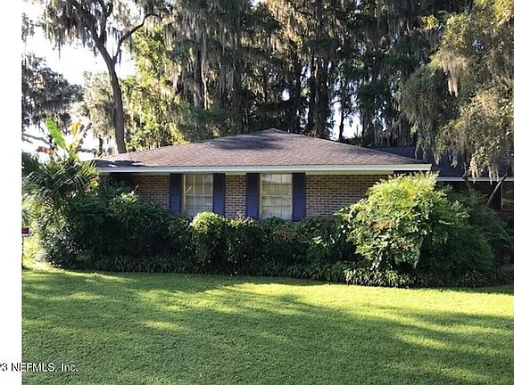 2nd image of 468 SE EVERGREEN Drive