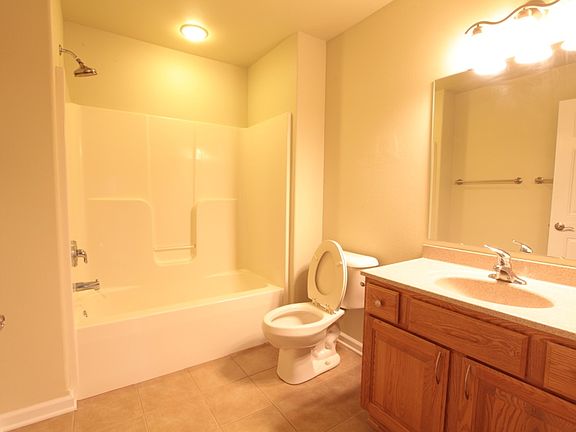 5th image of N7742 Vicksburg Way APT F