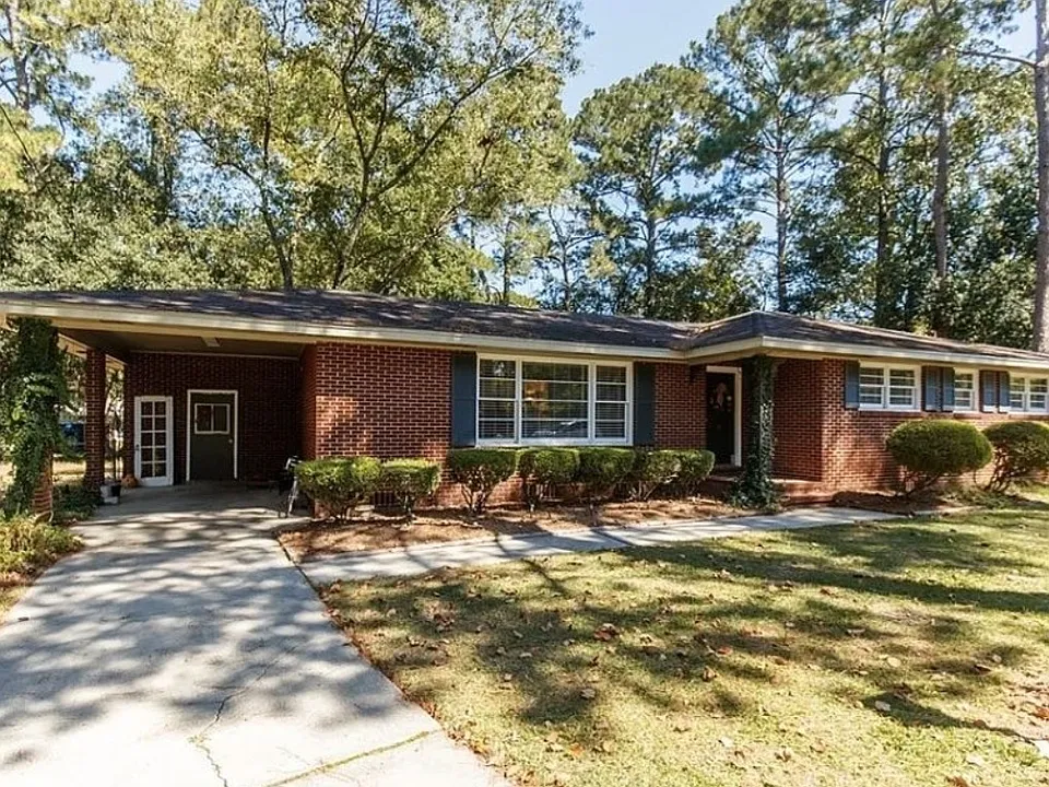 51 Loganberry Cir