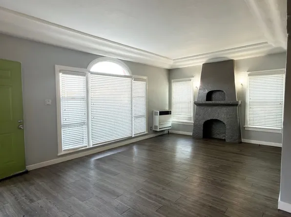 LB1735, 1735 E 10th St APT A, Long Beach, CA 90813