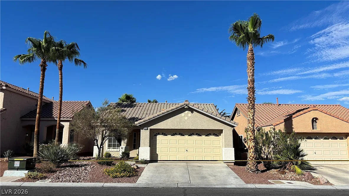 3 bed, 2.0 bath, 1122 sqft, $2,150 — Photo 1
