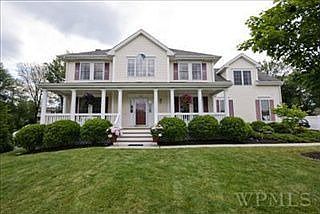 5th image of 1363 High Point Dr