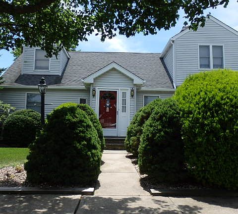 2nd image of 148 Ontario Ave