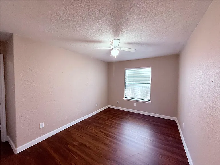 12314 Thompkins Dr — Photo 31