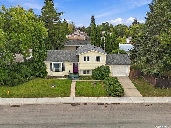 2nd image of 502 MICHENER WAY