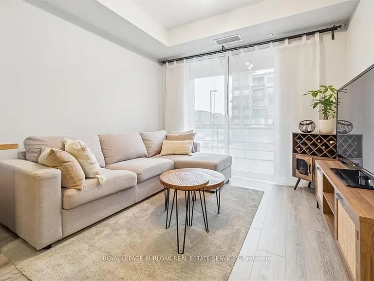 10 Esplanade Ln #215 — Photo 15