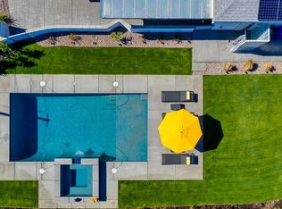 323 W Palm Vista Dr, Palm Springs, CA 92262