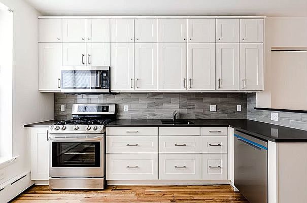 1st image of 376 Saint Johns Pl APT 1B