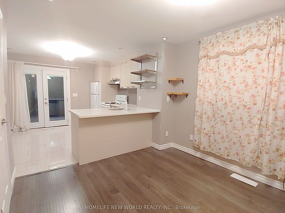 4th image of 35 E Lynn Ave