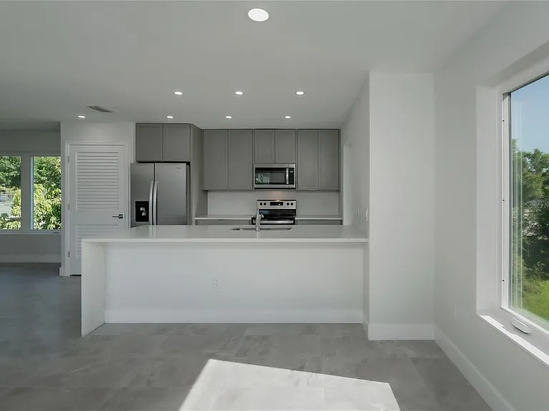 310 Hibiscus St #B — Photo 20