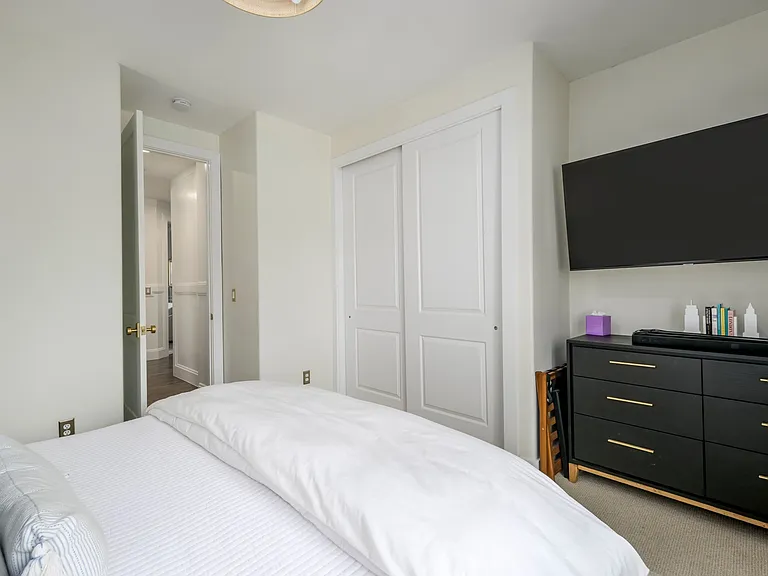 13202 S Sunset Glen Way — Photo 14