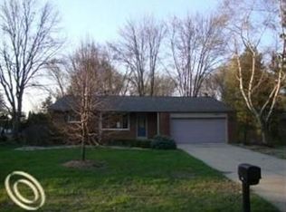 5961 Brynthrop Dr, Shelby Township, MI 48316