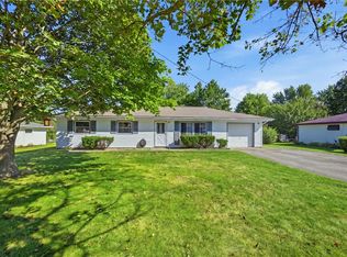 1000 Clarksville Rd, Hermitage, PA 16148