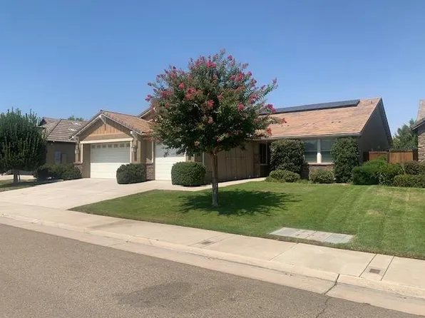 3233 Robinwood Ave, Clovis, CA 93619