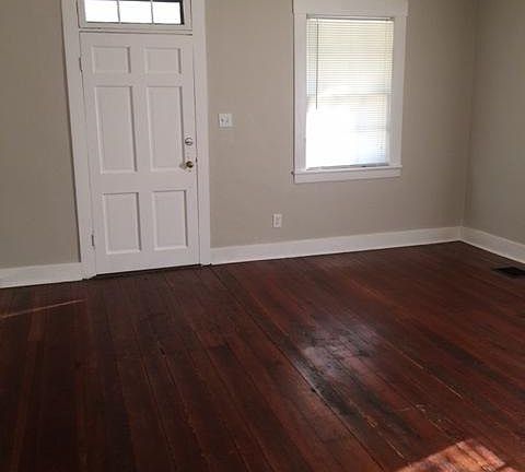 2nd image of 553 E Water St