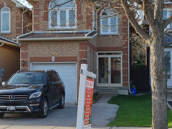 143 Milliken Meadows Dr, Markham, ON L3R 0V7