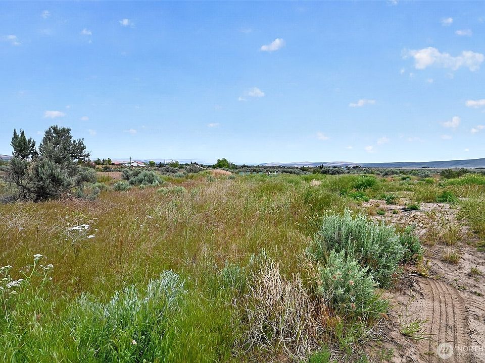 1st image of 130 Red Tail Road