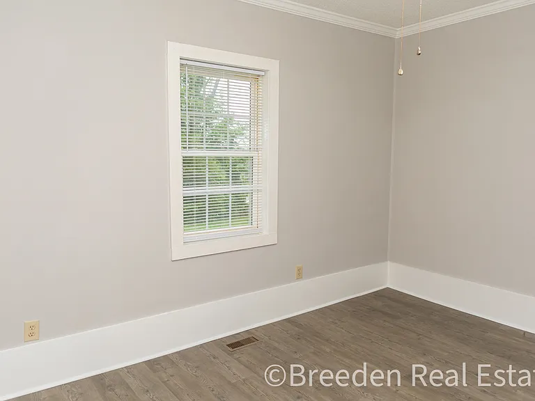 1651 C V Johnson Dr — Photo 6