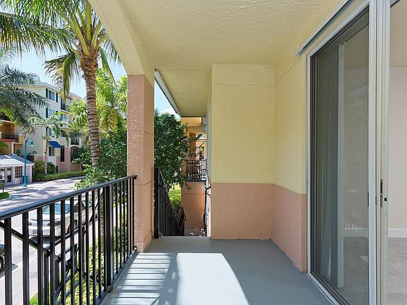 5th image of 250 NE 3rd Ave APT 214