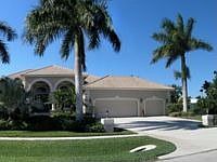 1st image of 800 S Heathwood Dr