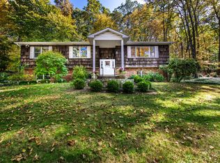 10 David Rd, Somers, NY 10589