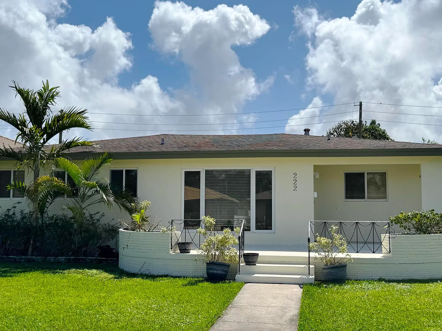 3 bed, 3.0 bath, 1575 sqft, $4,000 — Photo 1