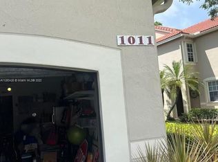 1011 Sorrento Dr, Fort Lauderdale, FL 33326