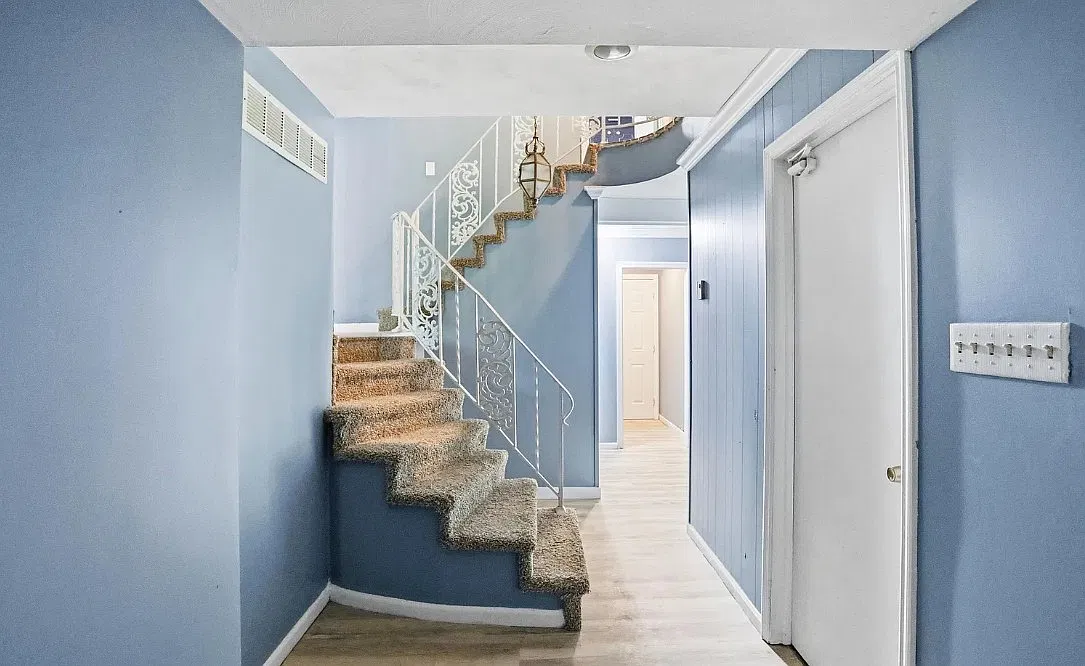 3 bed, 2570 sqft, $1,900 — Photo 4