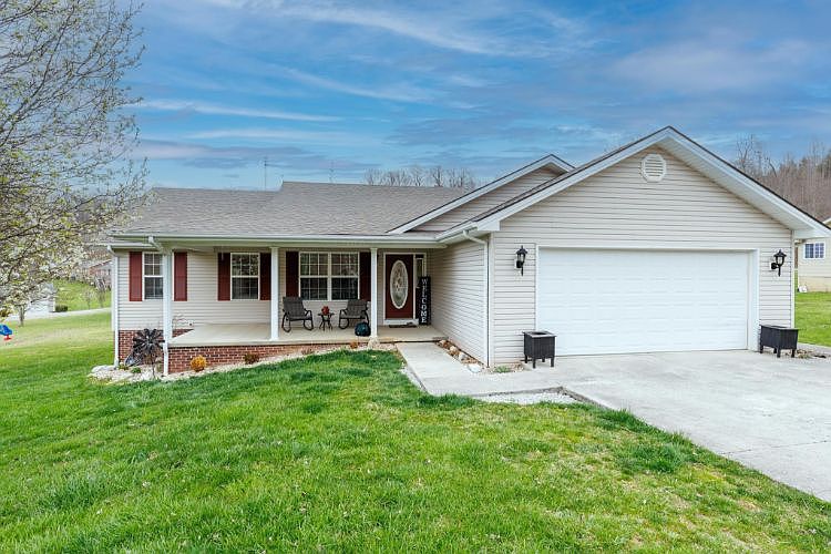 1st image of 44 Coral Ln