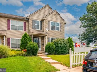 1101 Harding Dr, Havertown, PA 19083