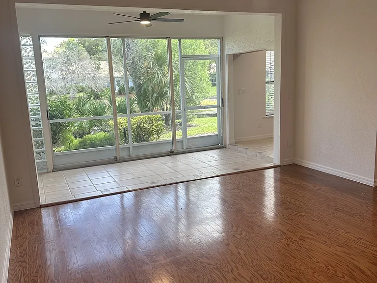 338 Emerald Bay Cir — Photo 7
