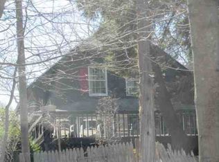 35 Hull St, Beverly, MA 01915