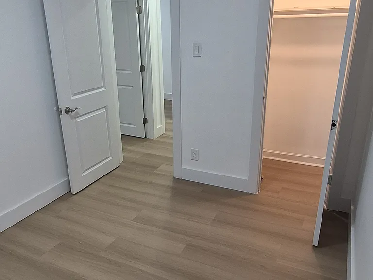 5575 Ogontz Ave #1 — Photo 12