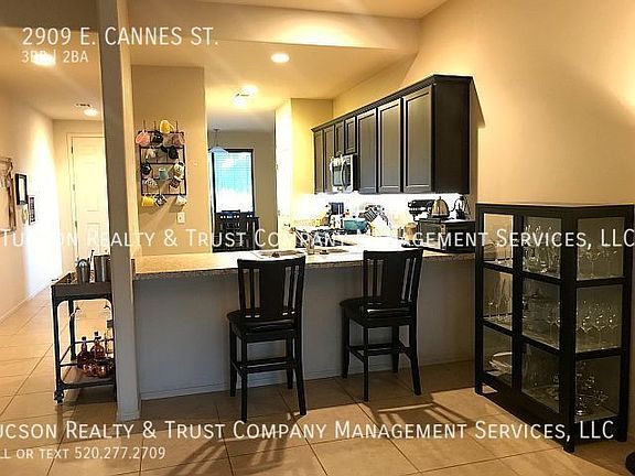 4th image of 2909 E Cannes St