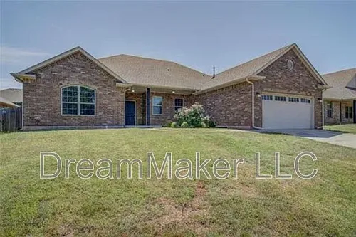 1712 Appaloosa Dr Photo 1