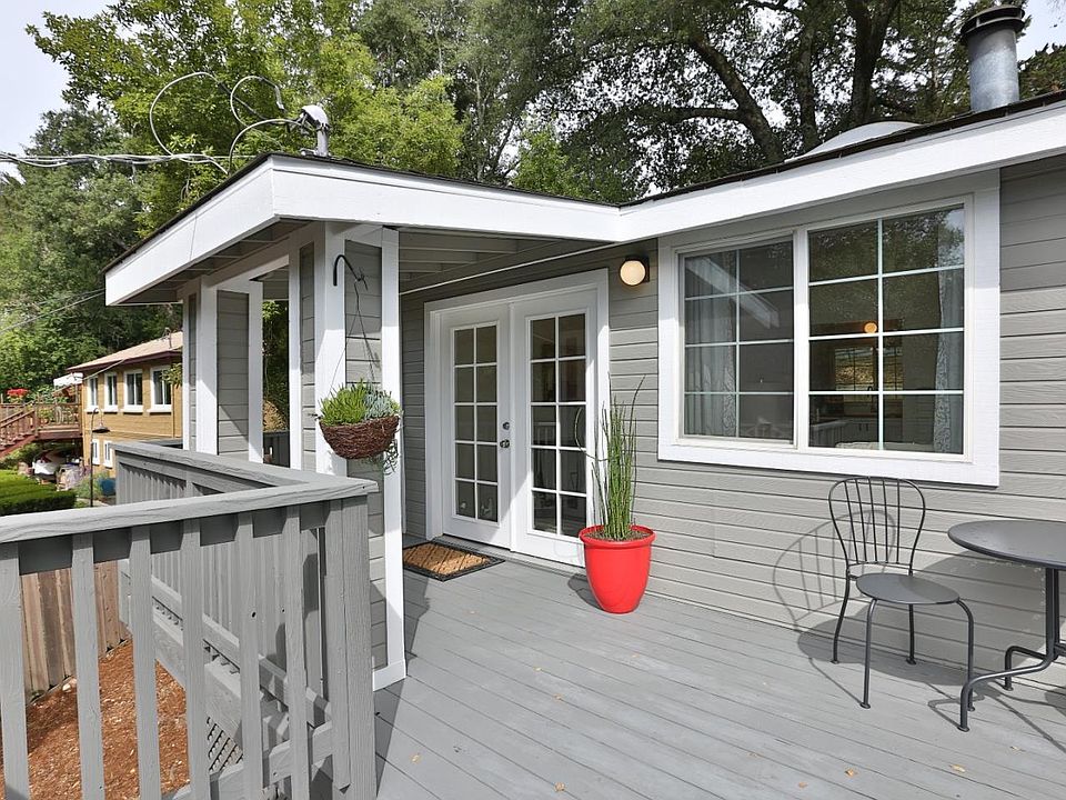 1st image of 21541 Madrone Dr