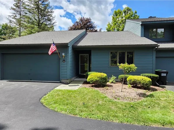 8168 Verbeck Dr, Manlius, NY 13104