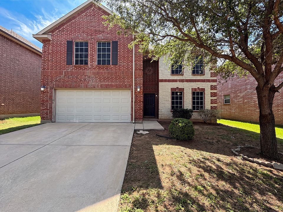1st image of 4709 Dogwood Dr