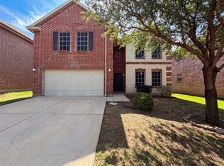 4709 Dogwood Dr, Denton, TX 76208