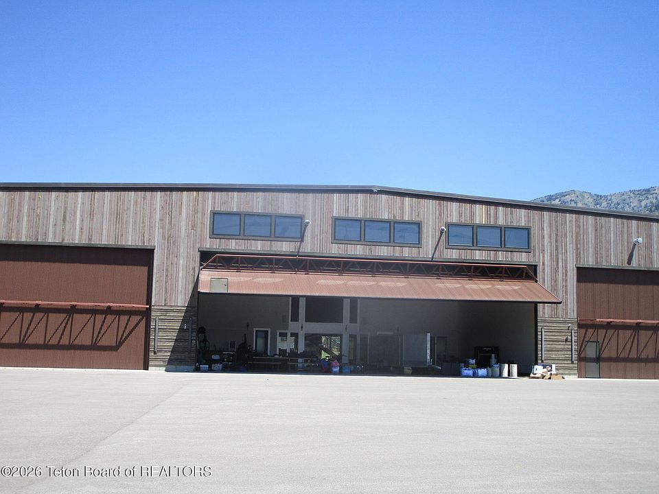 1st image of 209 S Refuge Pkwy #23