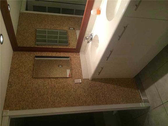 4th image of 777 NE 62nd St #508