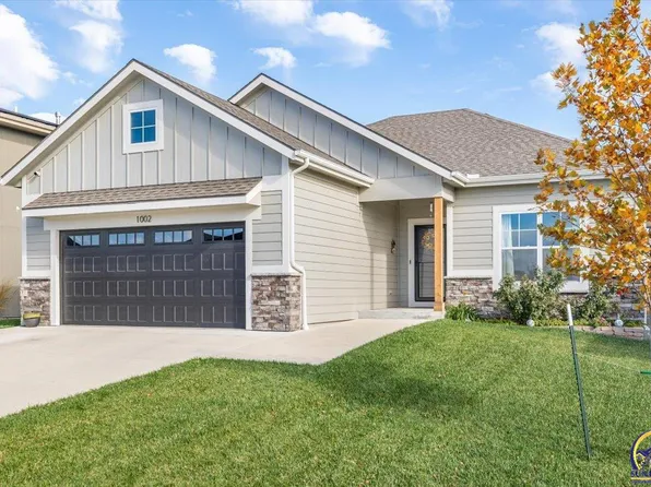 1002 Silver Rain Rd, Lawrence, KS 66049