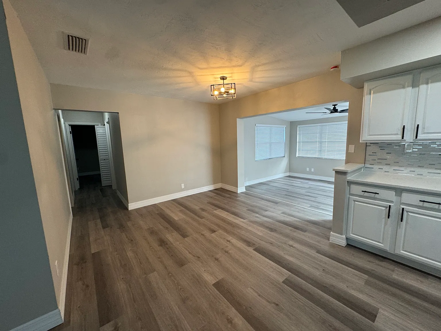 3 bed, 1440 sqft, $1,800 — Photo 2