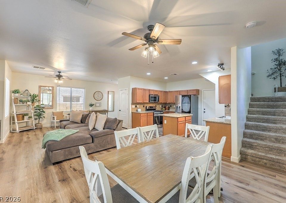 1st image of 731 Easter Lily Pl