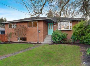 13314 20th Ave NE, Seattle, WA 98125