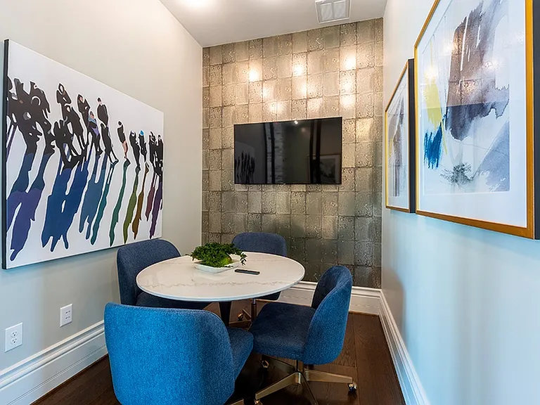 Pearl Rosemont — Photo 15