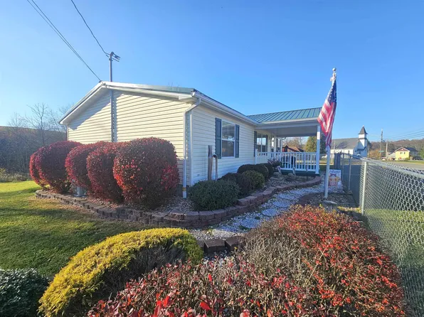 969 Montana Rd, Montana Mines, WV 26554