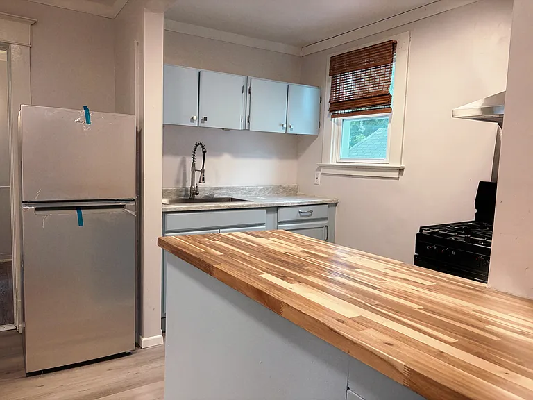 863 Martin Luther King Jr St SE #2 — Photo 12