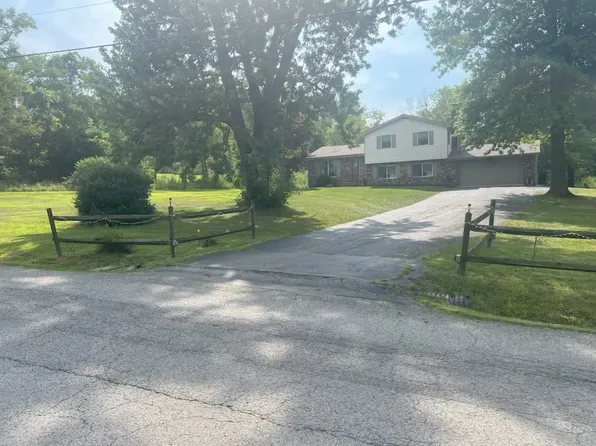 179 Frenz Dr, New Castle, PA 16101